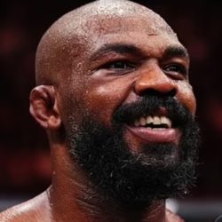 Jon Jones vs Aspinall? Akankah Duel Tak Terhindarkan UFC 309
